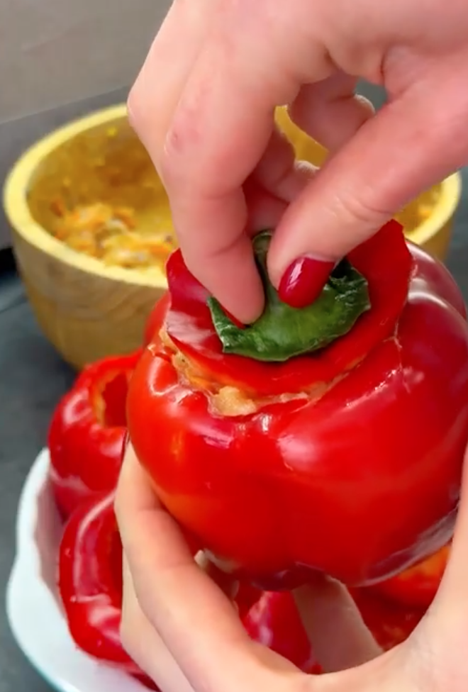 How to cook stuffed peppers in a tasty way