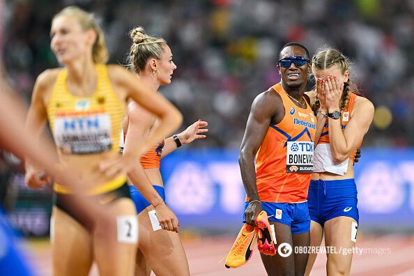 Drama of the day. A track and field athlete fell a meter before the finish line and lost the ''gold'' of the World Championships. Video