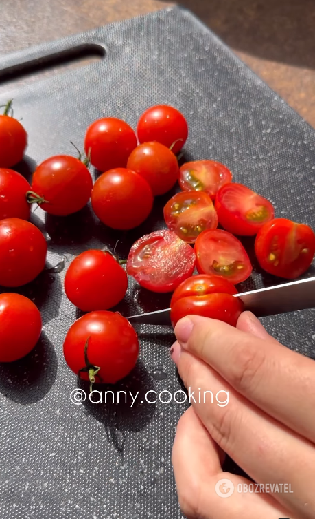 Marinated tomato salad in 5 minutes: how to cook