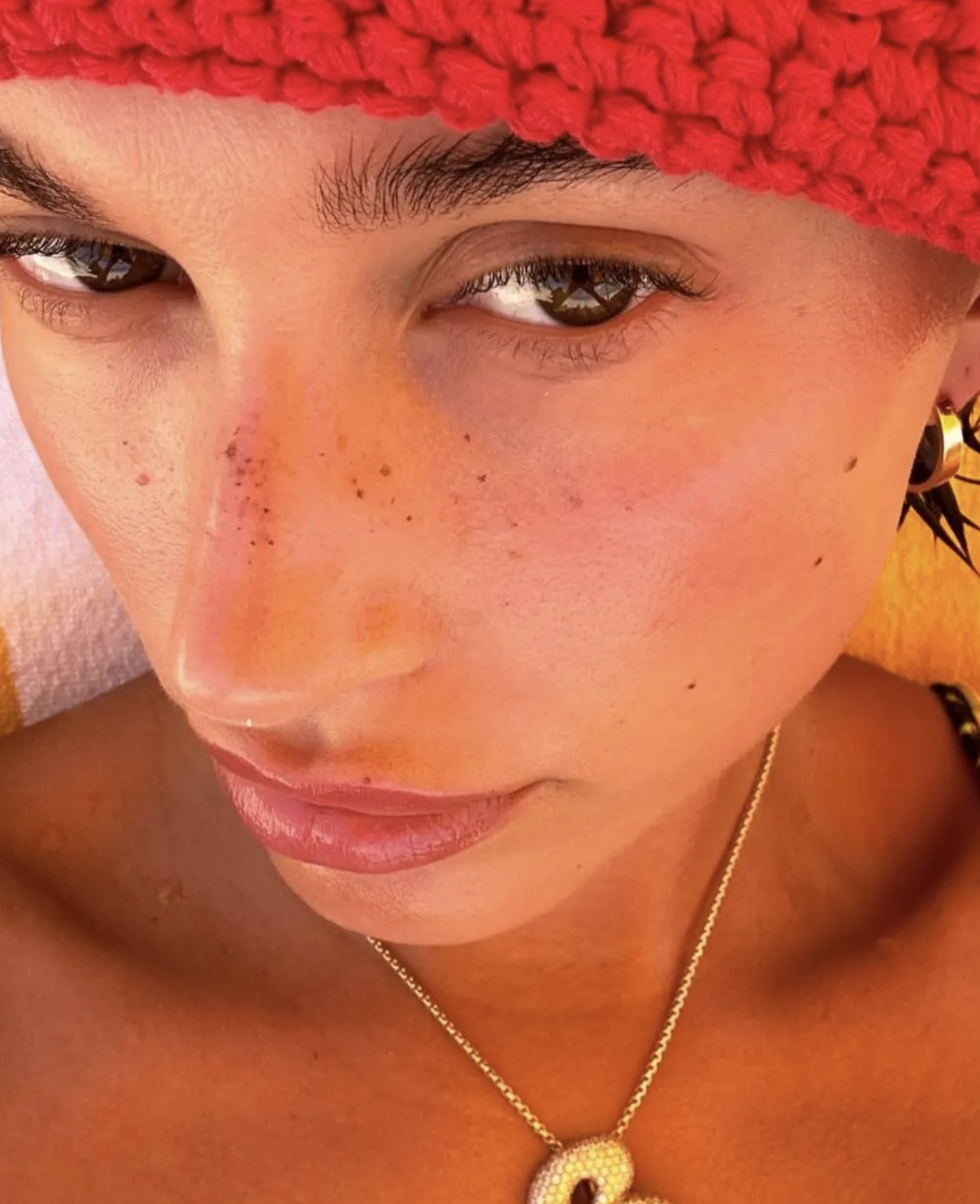 Hailey Bieber is trendsetter of ''strawberry makeup.''