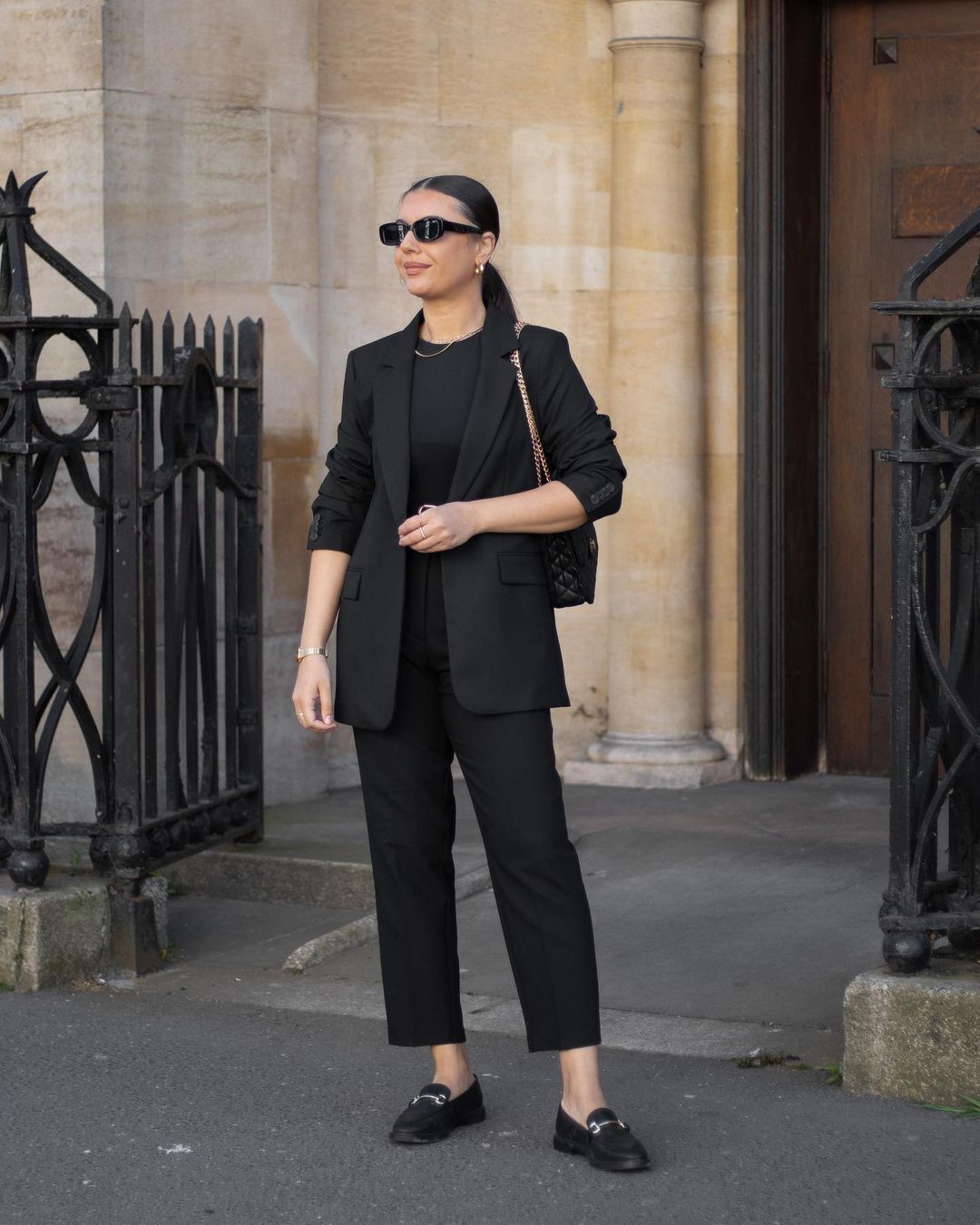 Fall 2023 must-haves: 5 stylish ideas what to wear a blazer with to look spectacular