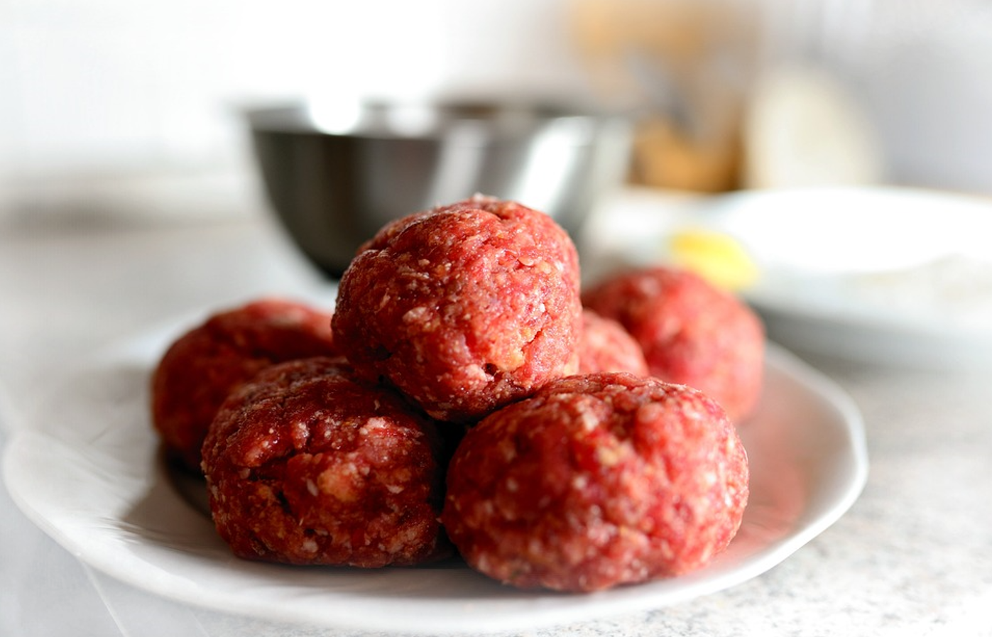 Minced meat with onions for making meatballs