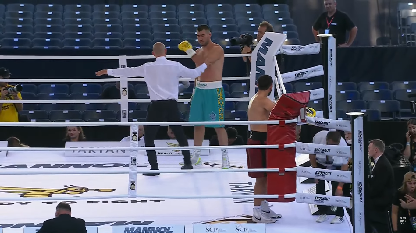 Undefeated Ukrainian boxer wins the championship fight by knockout. Video