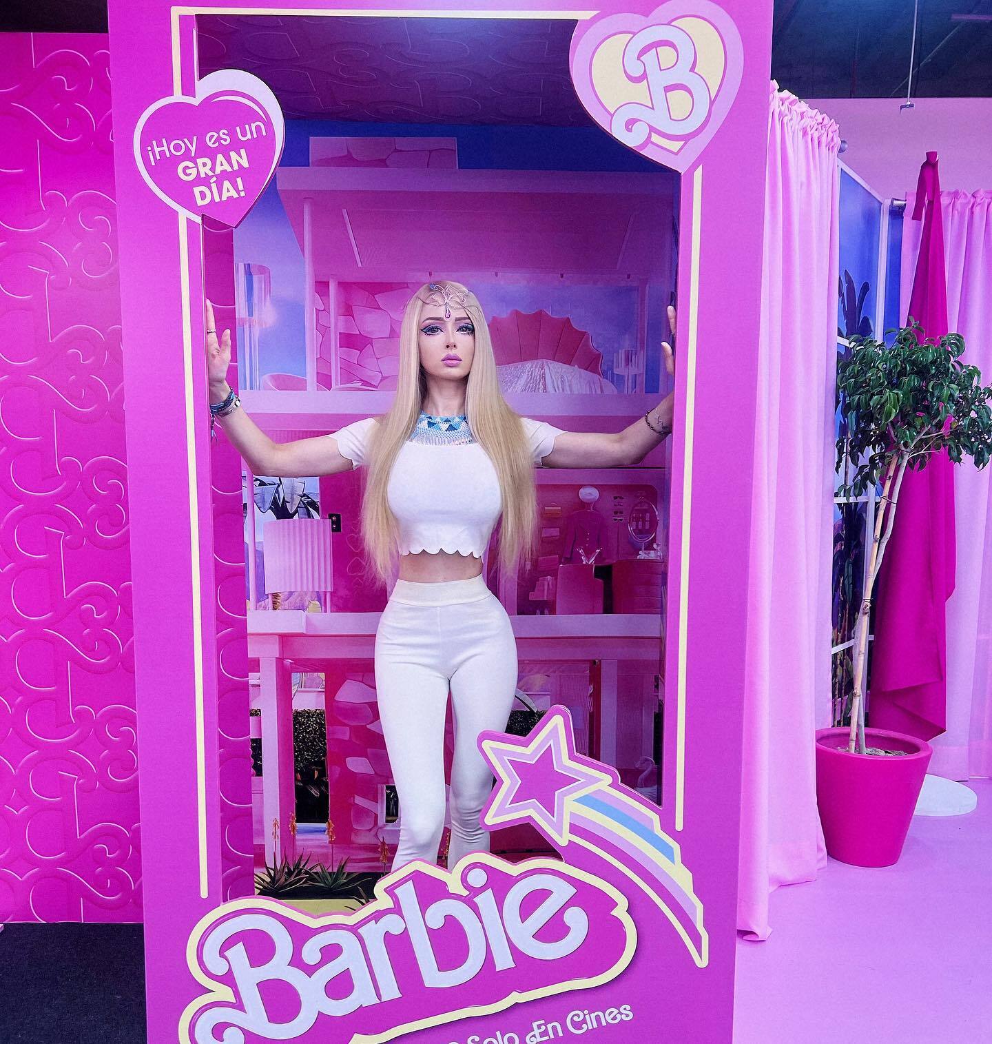 Odeska ''Barbie'' znalazła się na celowniku rosyjskiej prokuratury: co mówi o wojnie i jak wyglądała przed operacjami. Zdjęcie