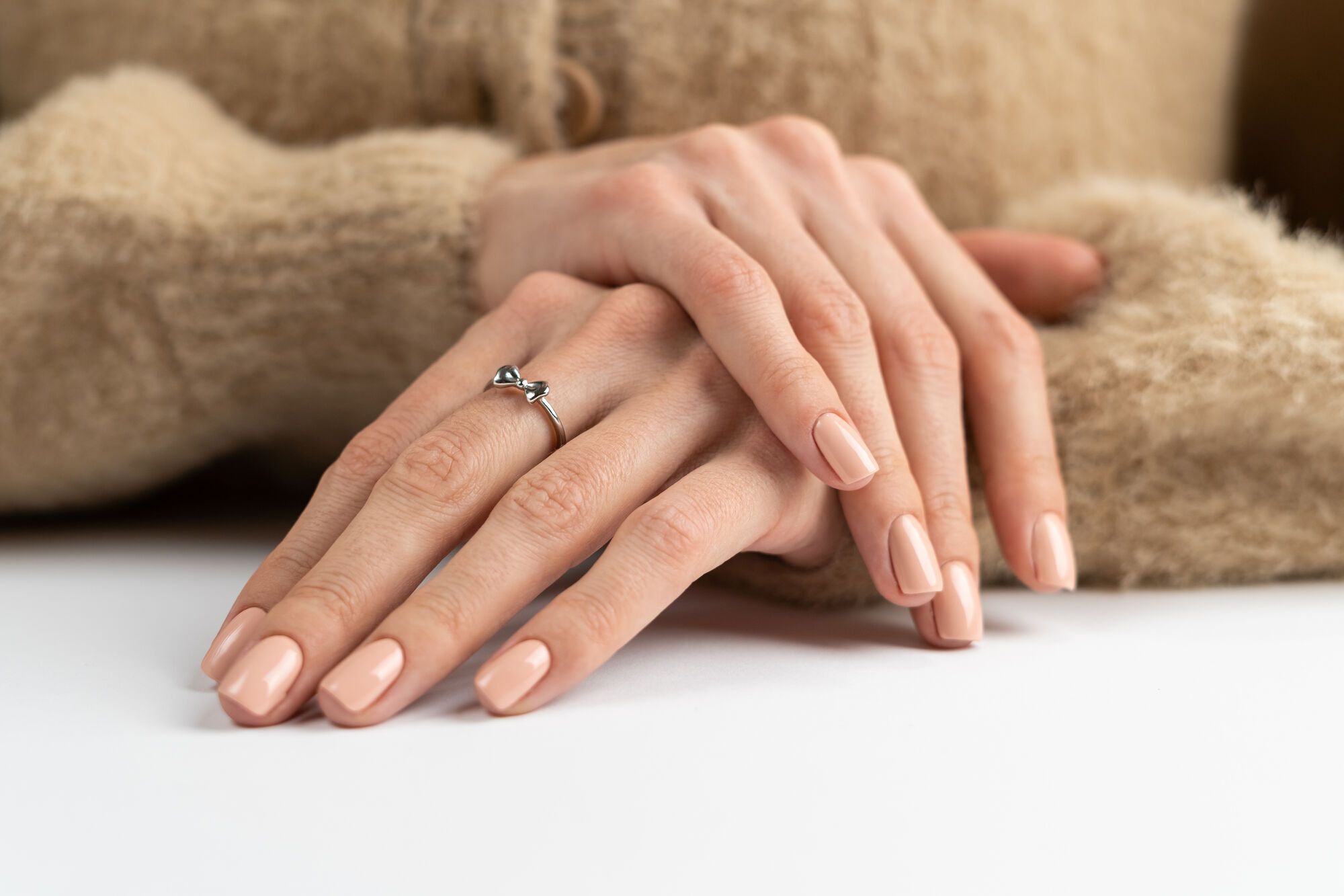 Manicure of a ''rich girl'': secrets of real fashionistas that make hands well-groomed and rejuvenated. Photo