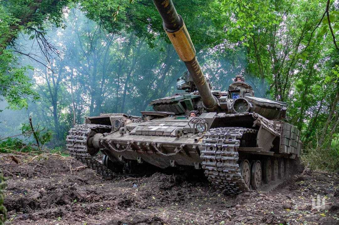 AFU conducts offensive on Melitopol and Berdyansk directions, two enemy control centers destroyed - General Staff