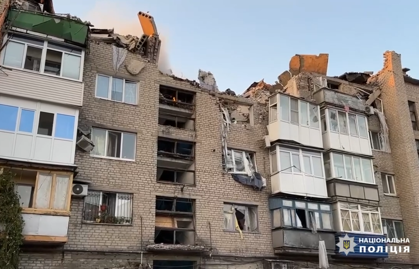 People were pulled out from under the rubble: the police showed footage of the first minutes of the rescue operation in Pokrovsk after the strike RF