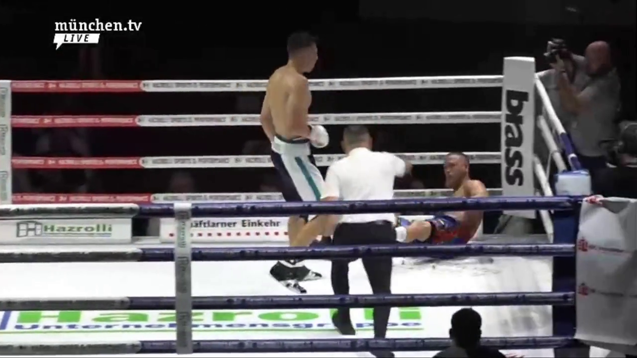 Unbeaten Ukrainian boxer won the fight by knockout. Video