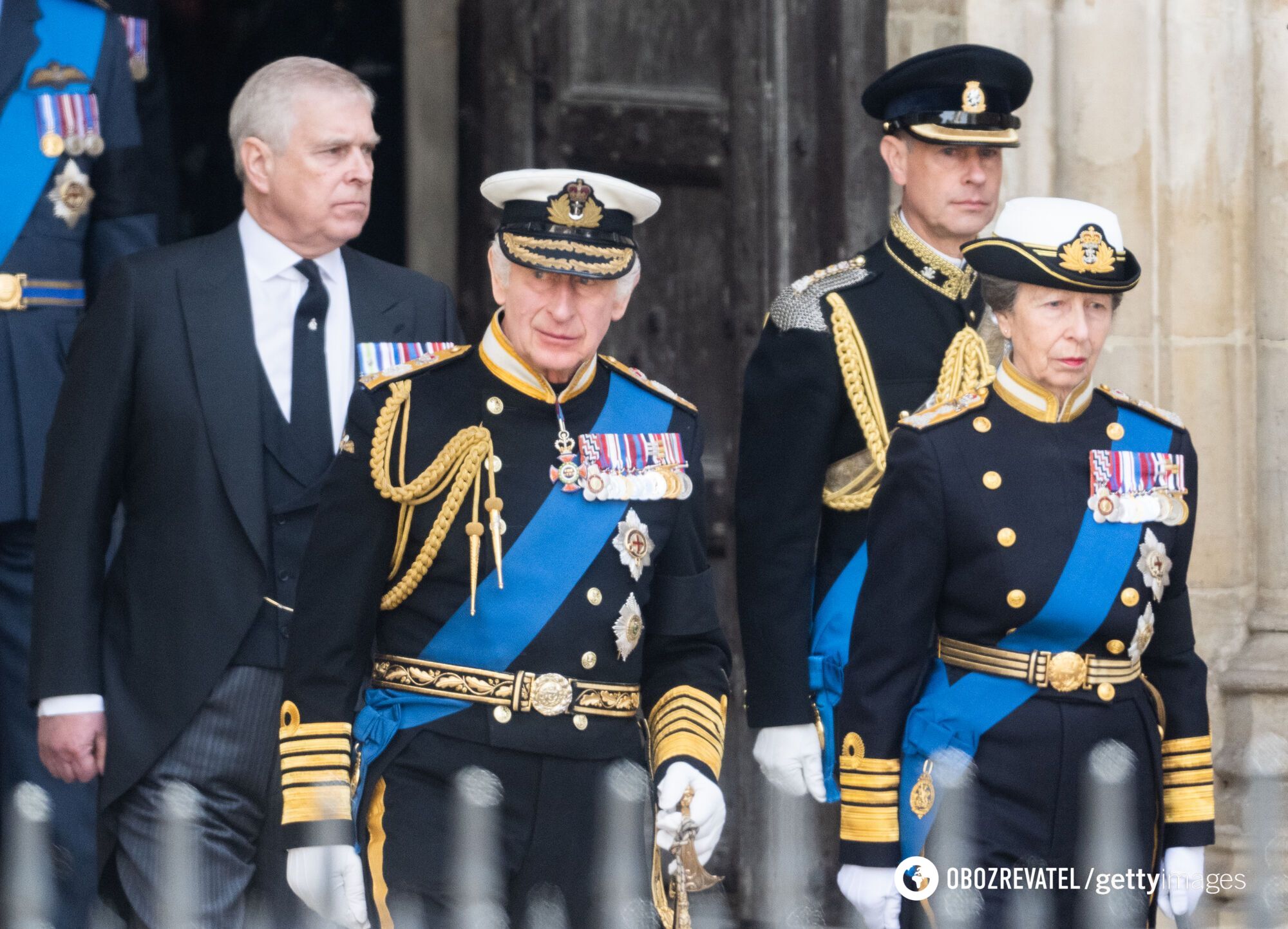 Elizabeth II wouldn't approve: 5 protocol rules royals have broken