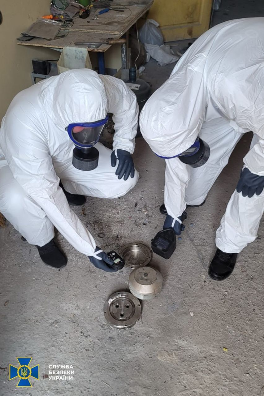 There is no dirty bomb in Ukraine: in the SSU showed how they conduct raids to check radiation safety. Photo