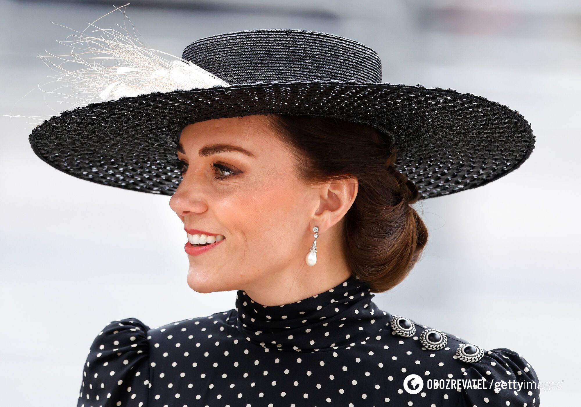 Kate Middleton cut off her bangs and darkened her hair: how the Princess of Wales's hairstyles have changed over 40 years. Photo