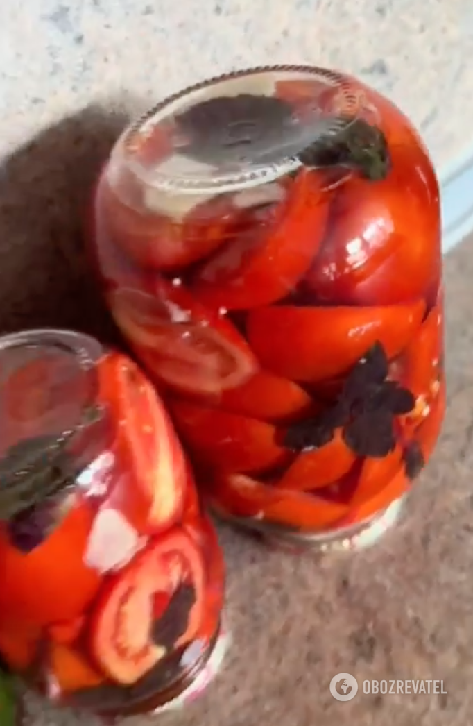 Cooked tomatoes