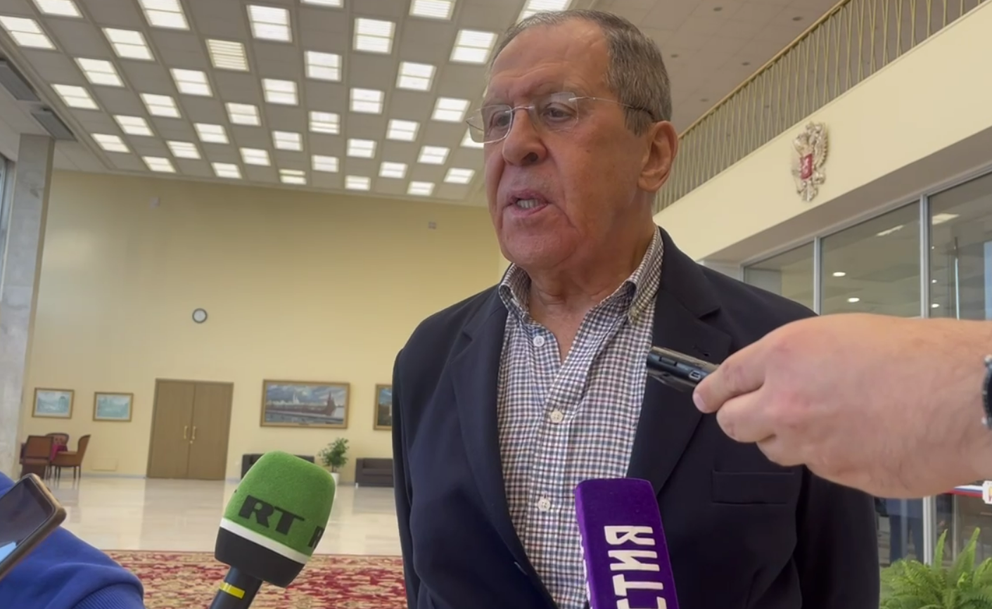 Lavrov makes a ridiculous proposal, offering to create a new soccer team