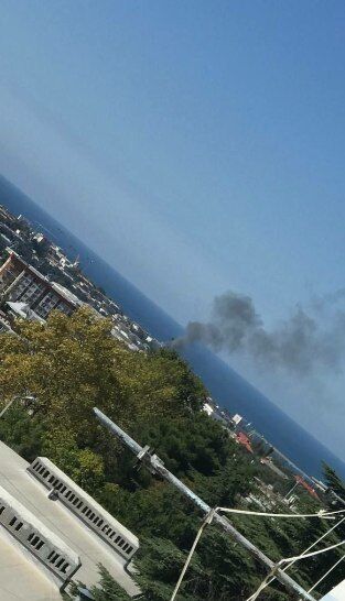 New footage has emerged of the aftermath of the attack of the Russian Black Sea Fleet headquarters in Crimea: Russians are hysterical. Photos and videos