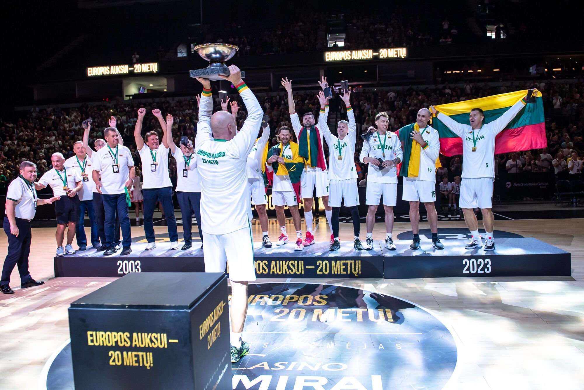 Ukrainians from REDFOXES performed at the match dedicated to the 20th anniversary of the Lithuanian national team's victory at EuroBasket