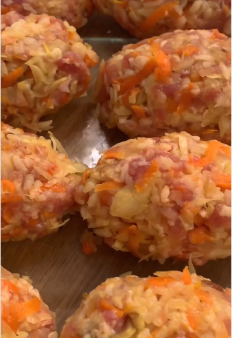 How to make lazy stuffed cabbage rolls with meat