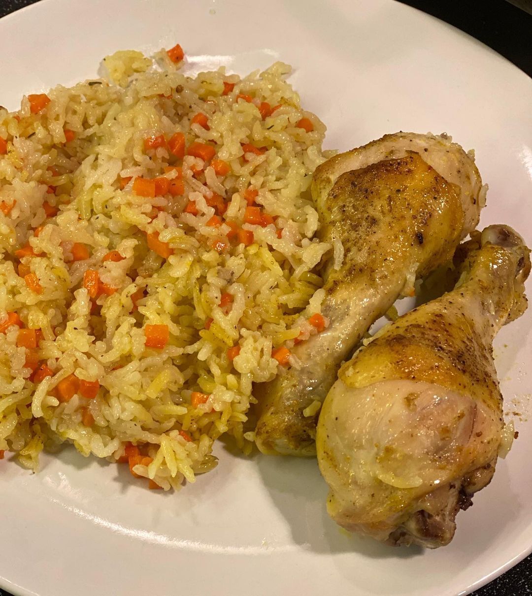 Rice with chicken for lunch and dinner