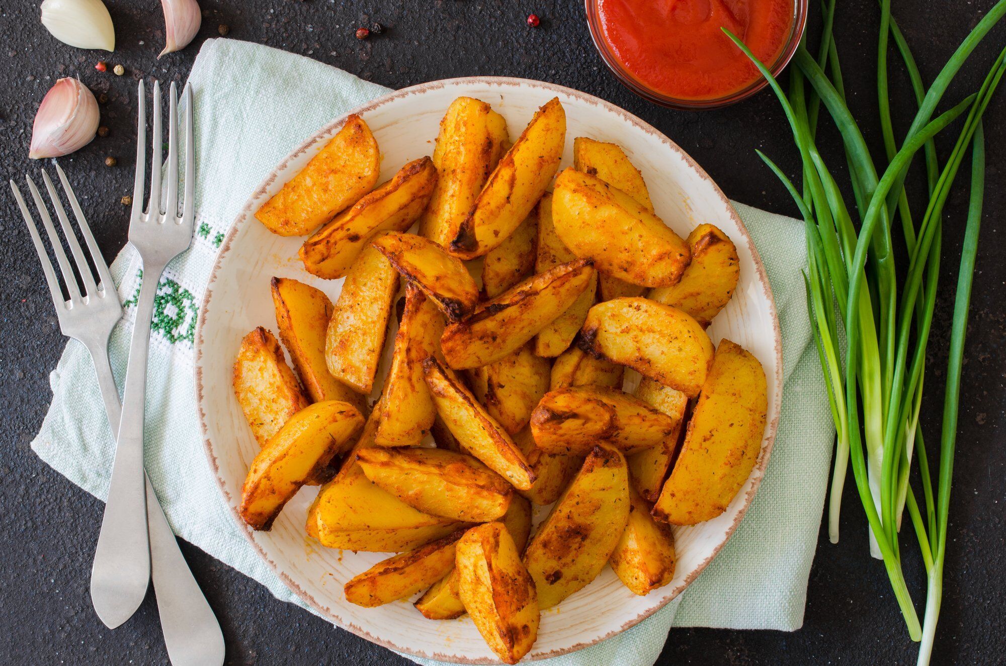 Fried potatoes with spices