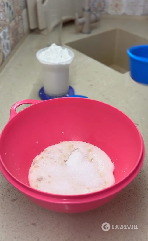 Sweet braid with plum filling: how to make fluffy dough