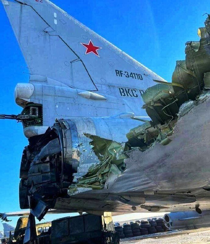 Russia admits that a Ukrainian drone damaged three Tu-22M3s at the Dyagilevo airfield: details