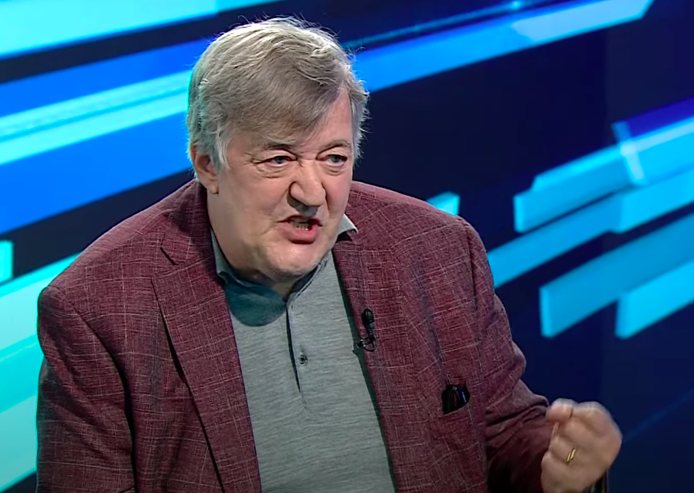 ''For Putin to have a stroke'': Stephen Fry urged the Russian invaders to leave Ukraine, and wished victory to the AFU