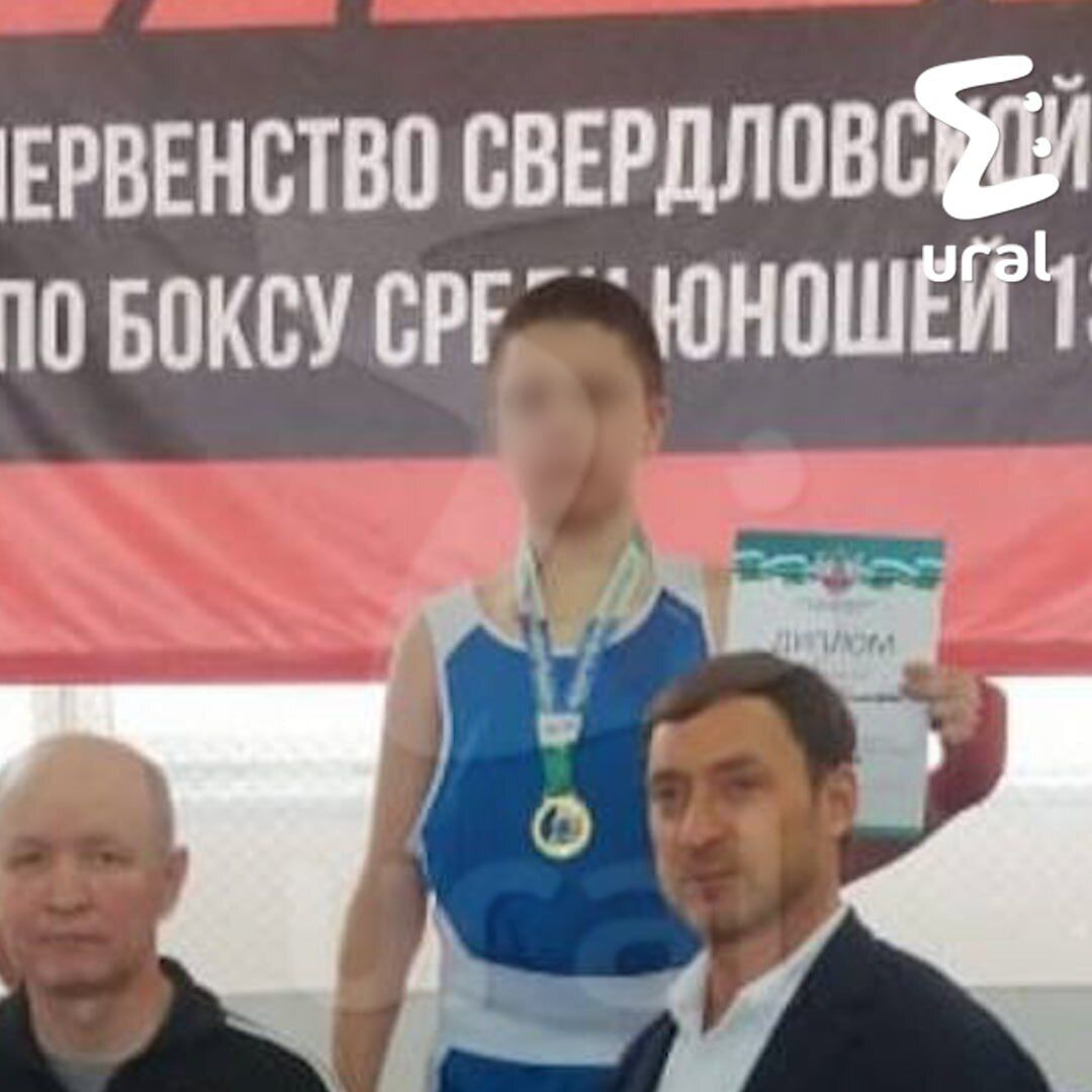 In Russia, a young boxing champion missed a punch to the head and died