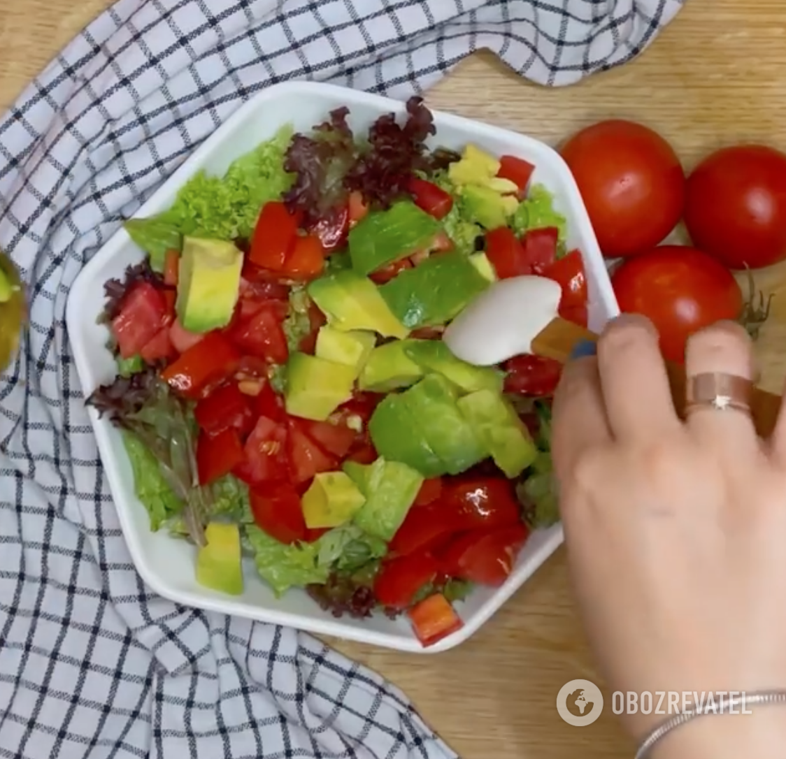 Ready-made healthy salad