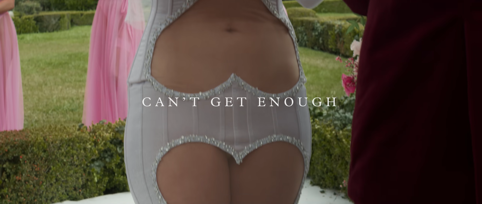 Jennifer Lopez presented her new music video Can't Get Enough in a dress by Ukrainian designer Ivan Frolov