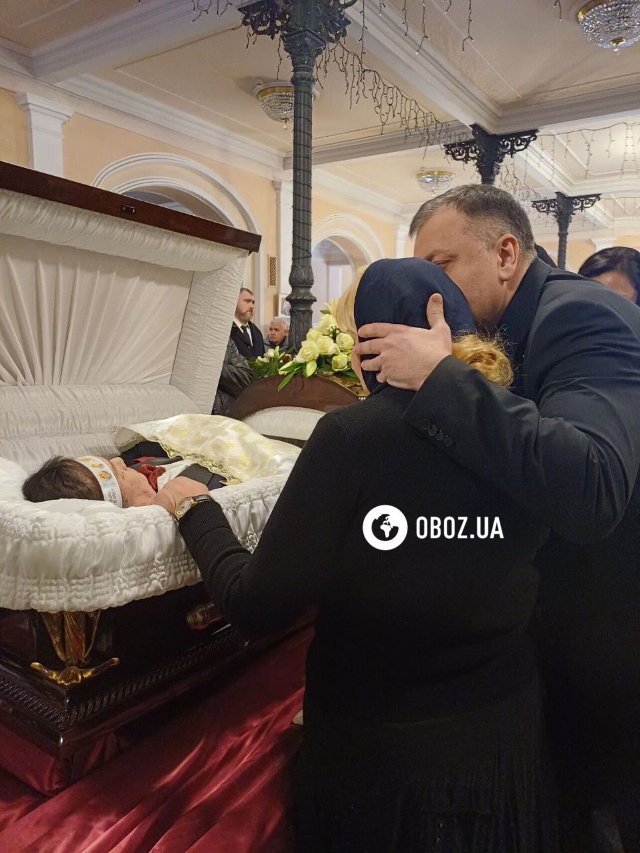 The melody of two hearts: Svetlana Belonozhko tenderly bid farewell to her beloved husband, with whom she lived together for 47 years