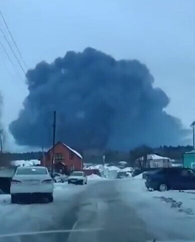 In the Bryansk region of the Russian Federation, a drone attacked an oil depot, resulting in a powerful fire: the operation was carried out by the Defence Intelligence of Ukraine