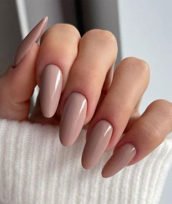 Zelenska flashed a manicure for perfect women: what are ''bare nails'' and how to care for them
