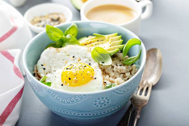 Oatmeal with poached egg