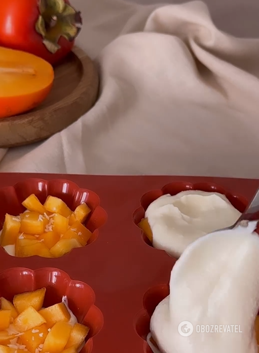 Seasonal cottage cheese casserole with persimmons: you will need only 5 ingredients