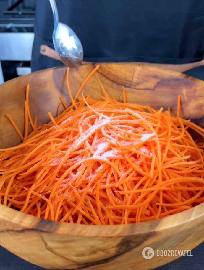 How to cook carrots deliciously in Korean