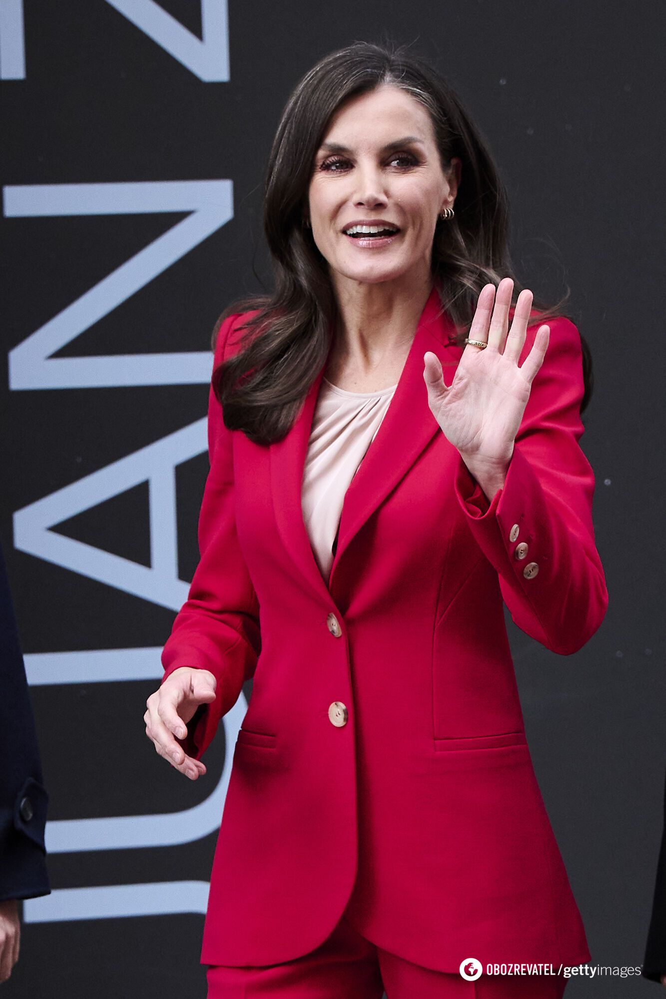Queen Letizia stepped out in the most luxurious suit of the season: she's worn it before. Photo