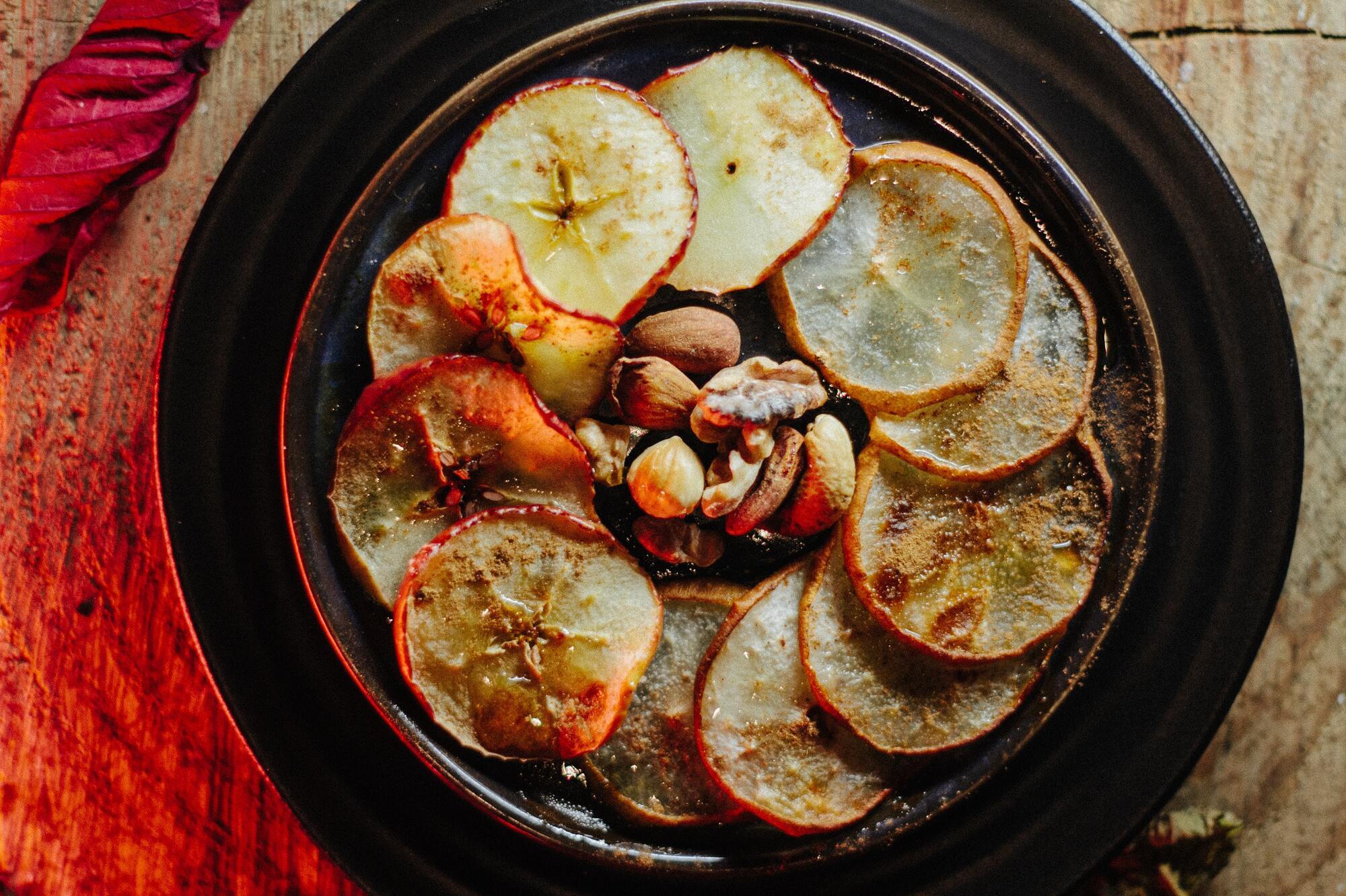 Dried fruits can be added to various dishes