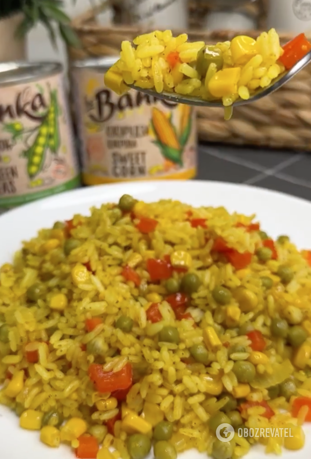 Cooked rice with vegetables