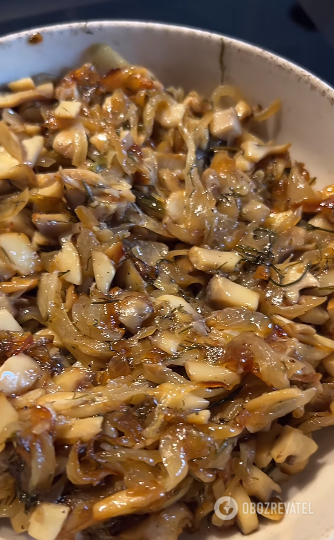 Simple and delicious: a versatile mushroom filling for pies, pancakes and dumplings