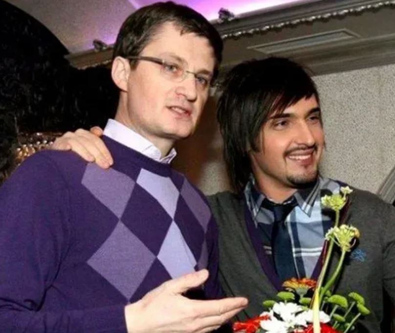 ''Where is Vitaliy Kozlovsky now?'' Kondratiuk said that payments have not come from the singer for three months already