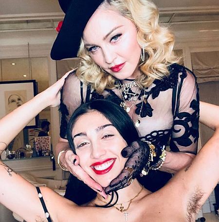 Julia Roberts and Madonna's daughter: how the Januhairy trendy movement promotes natural beauty