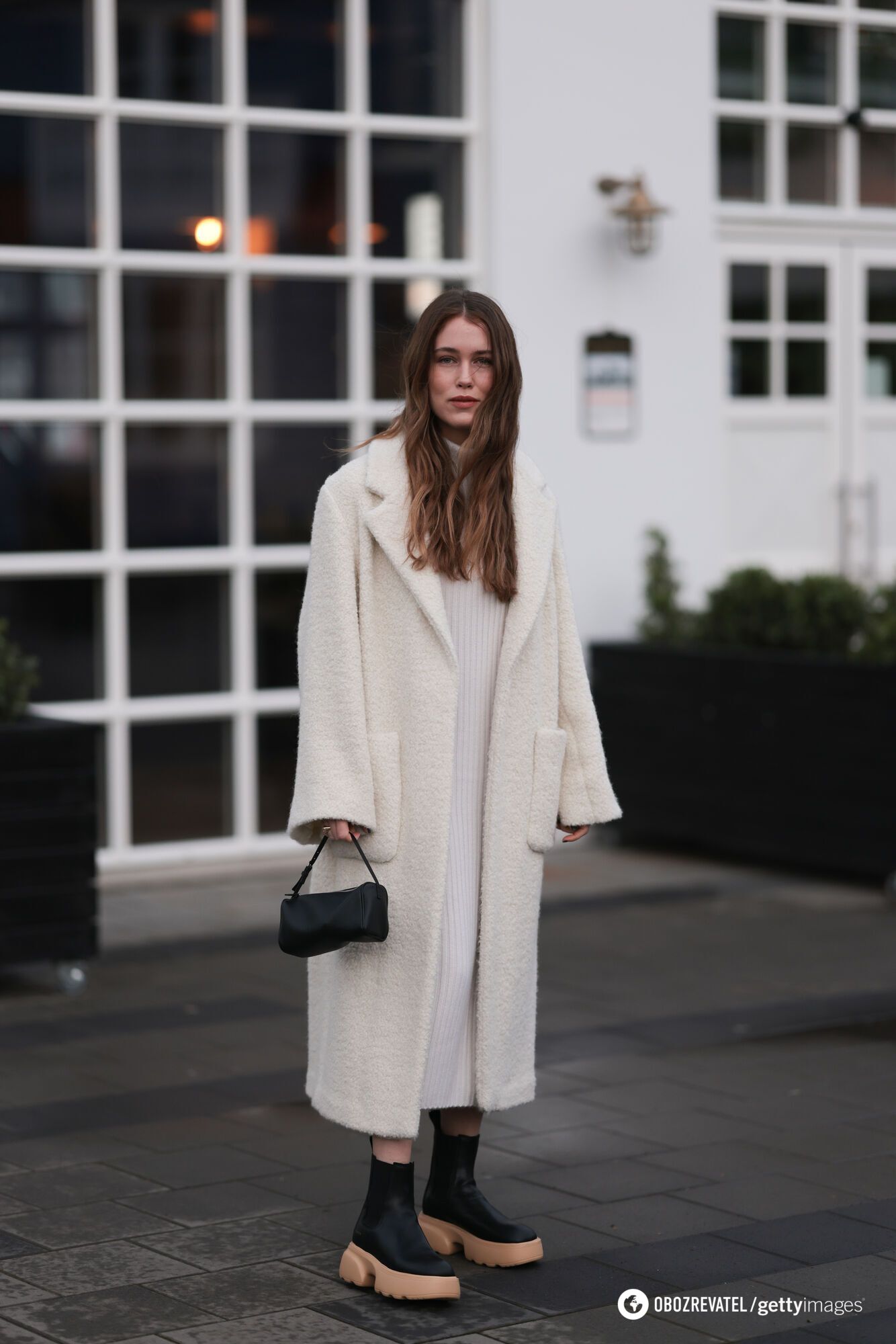 Must-have options for winter 2024: cozy dresses for different figure types