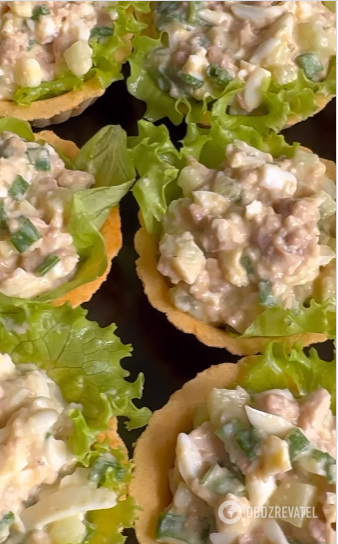 Tartlets with cod liver: a simple appetizer that will be a real decoration of the table