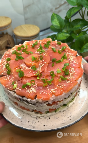 Sushi cake for dinner: a great analogue of a familiar dish that is easy to prepare at home