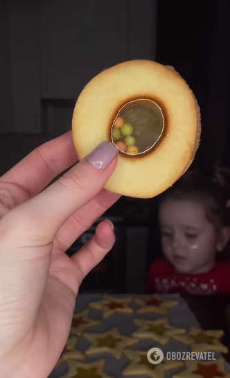 Glass cookies: a simple recipe that even a child can make them