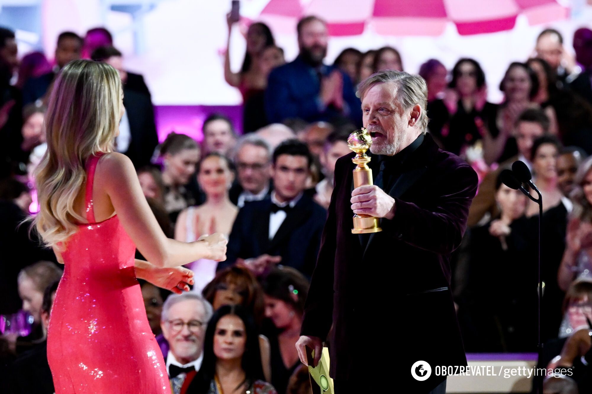 Mark Hamill and Margot Robbie at the Golden Globes 2024