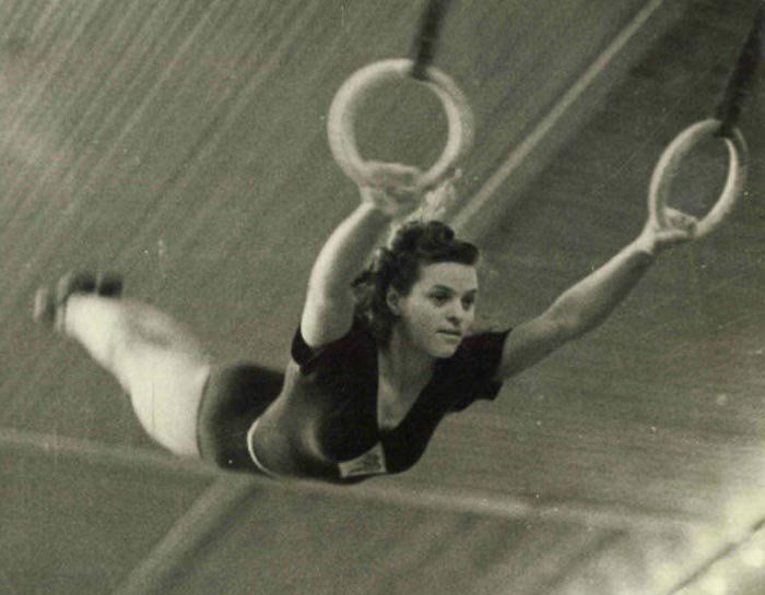 Legendary Ukrainian gymnast stole to survive, won a place at the Olympics, and waited to meet Stalin: the story of the first champion