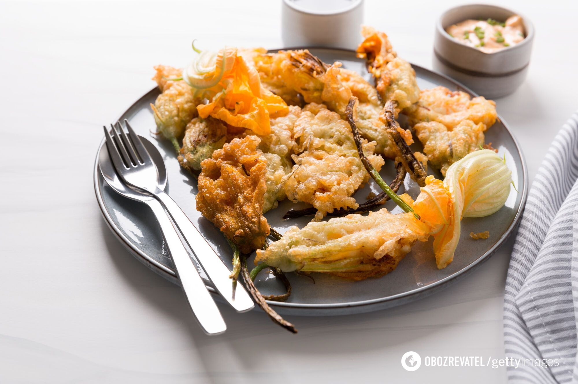 How to cook zucchini flowers deliciously.