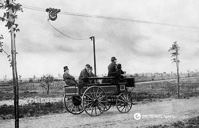 What the first electric cars in history looked like: they appeared before conventional cars. Photo