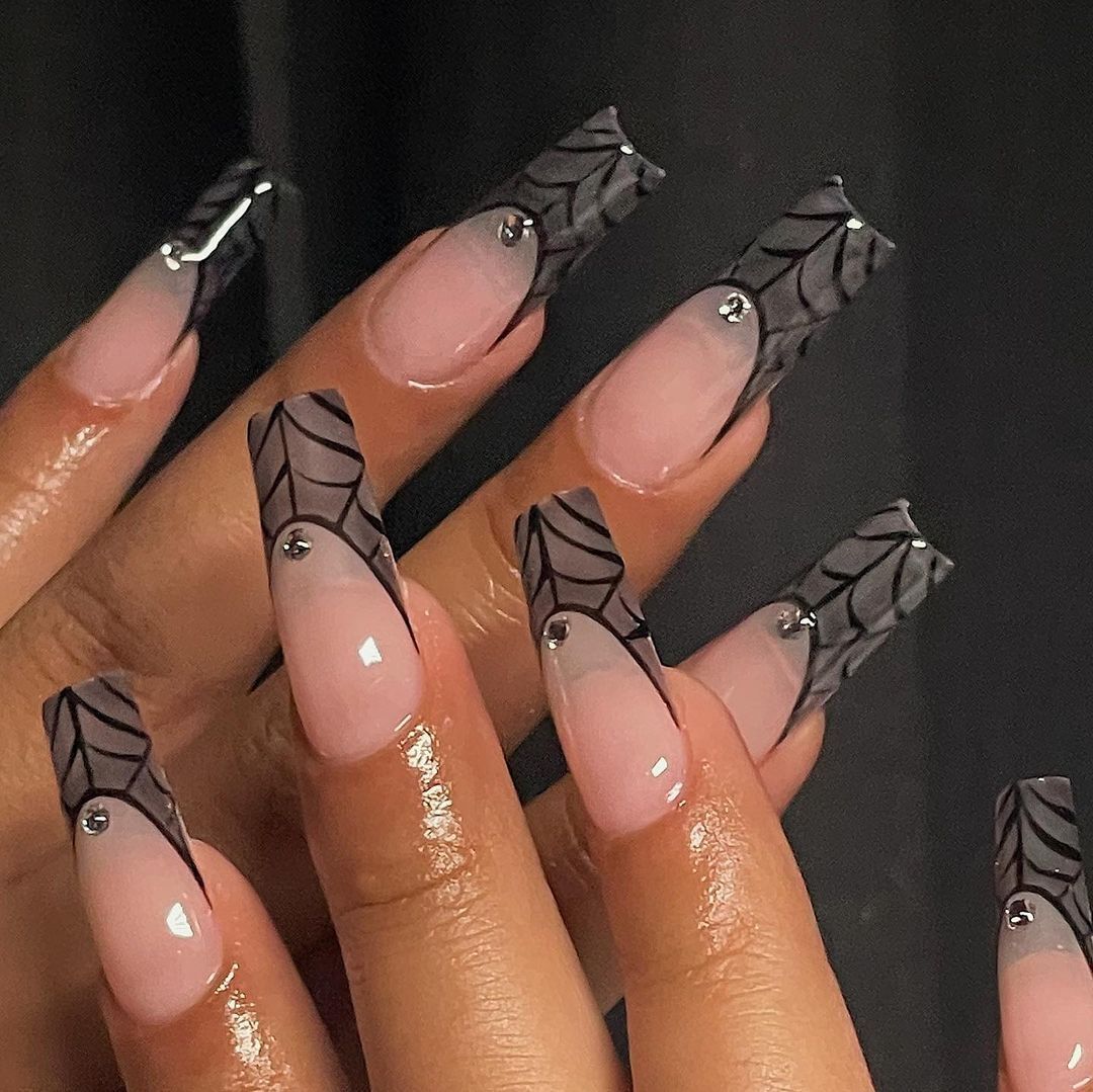 Spooky but beautiful: the best manicure ideas for Halloween in 2024