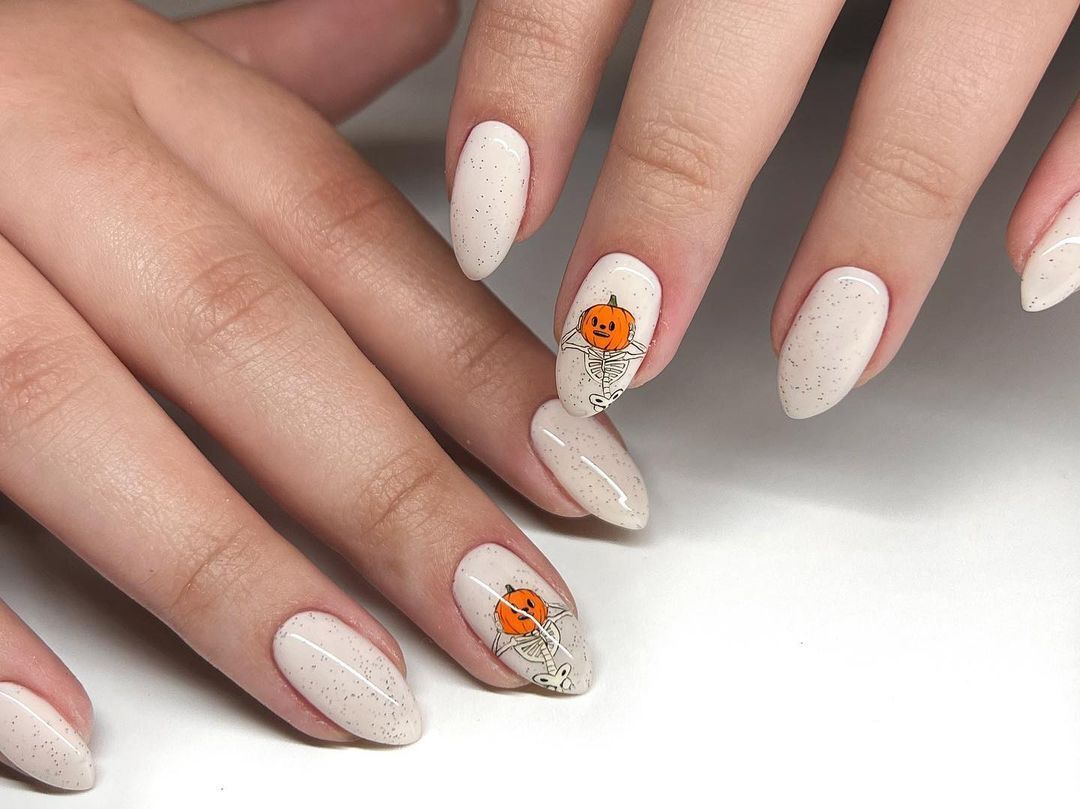 Spooky but beautiful: the best manicure ideas for Halloween in 2024